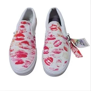 NWT Sara Lorusso Gallery Vans Pride Classic Slip Ons Kiss Lips Size 12 Vans Classic Slip-On (Pride Gallery) – RAG-Shop main image 4